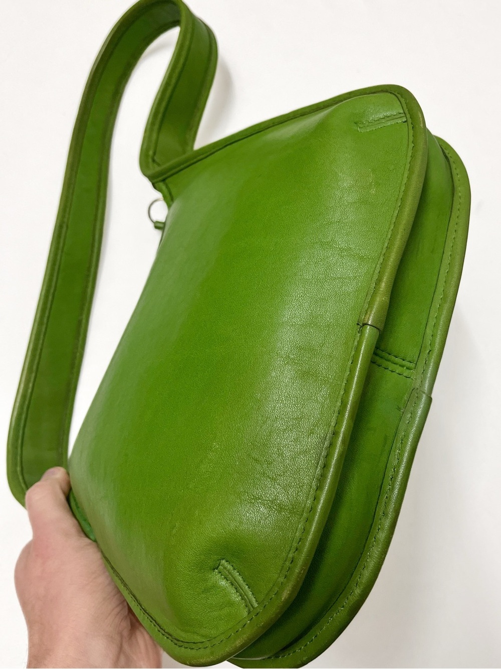 RARE Vintage Coach Leaf Green Leather Ergo Mini Zip Shoulder Bag 9020 - Picture 6 of 9